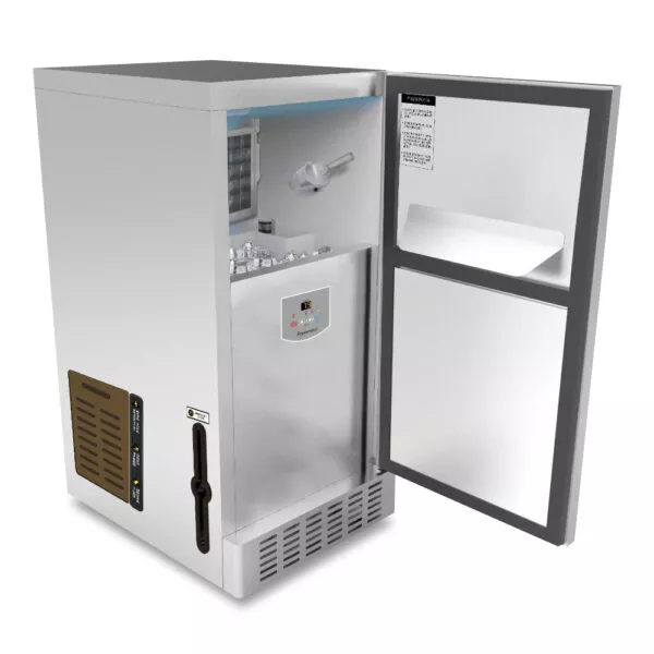 Máquina de Gelo Cubo Elegance E30 com a porta aberta